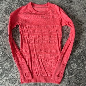 Lululemon long sleeve top size 4